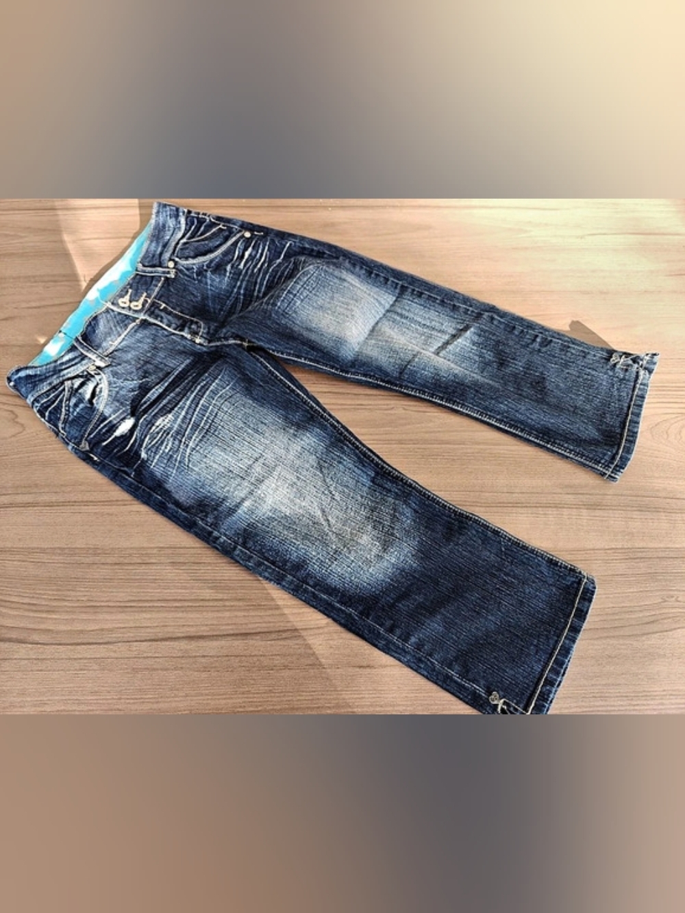 Y2K SuKo Heart Charm  Capri Denim 7